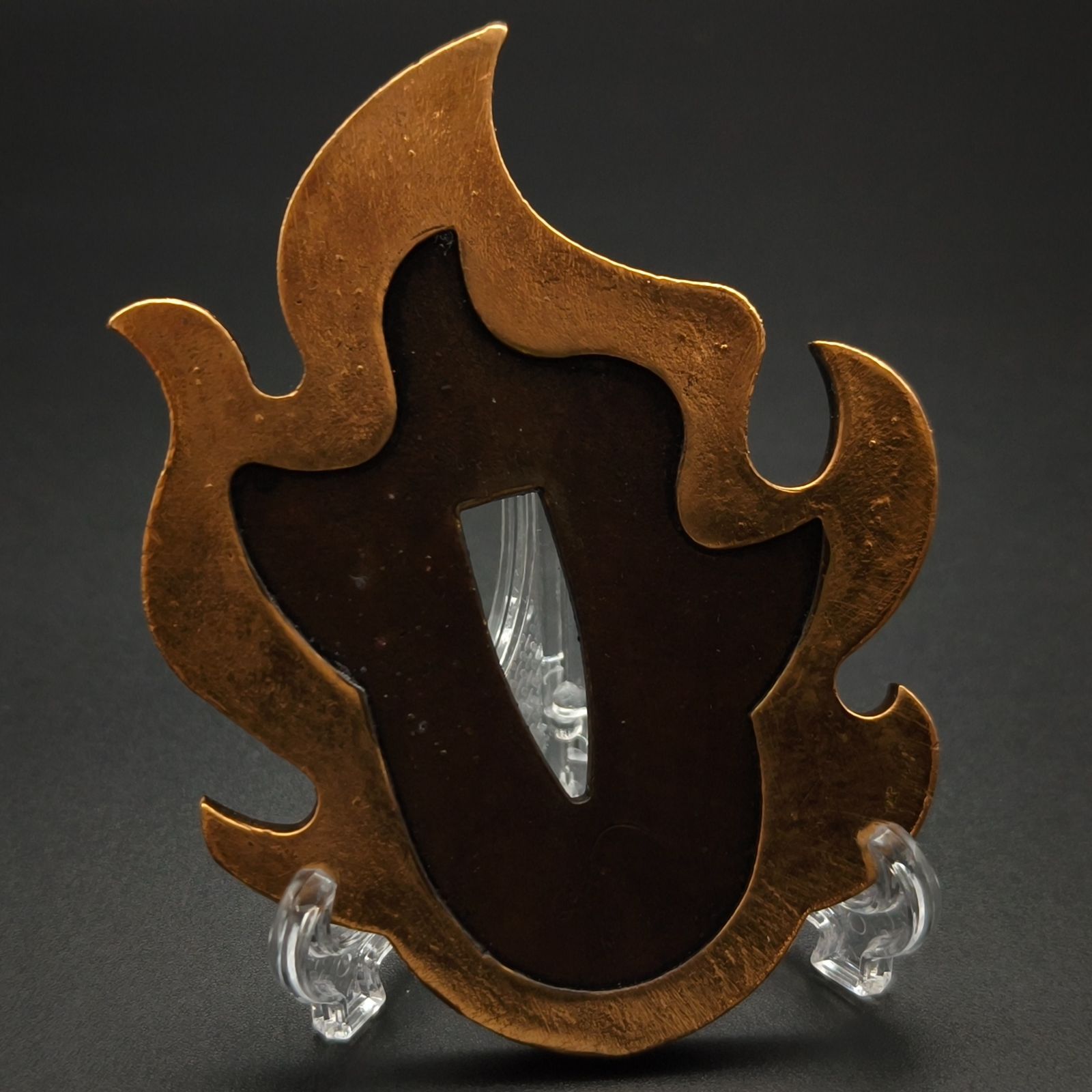 刀鍔 無限城 炎の図 鍔 日本刀装具 銅地 細工 金メッキ 刀剣美術 武