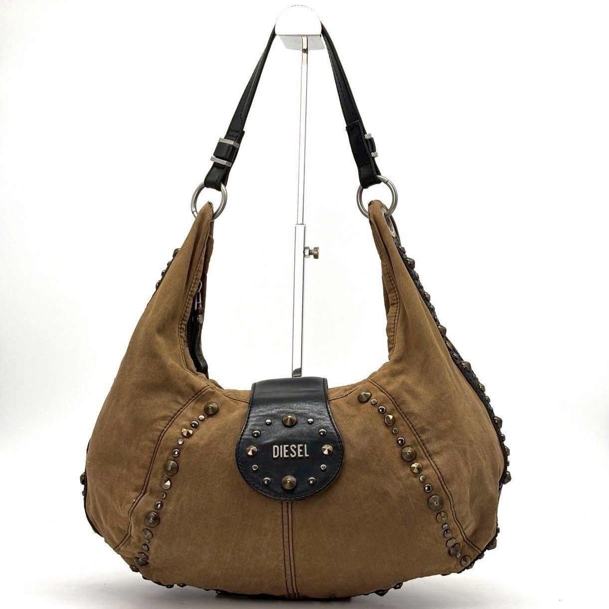 無骨に映えるY2K感】 DIESEL ディーゼル ショルダーバッグ 2WAY ワン