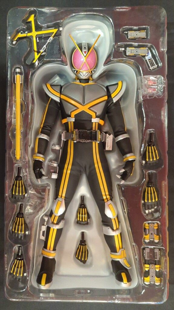 メディコム・トイ RAH 仮面ライダーファイズ 仮面ライダーカイザ