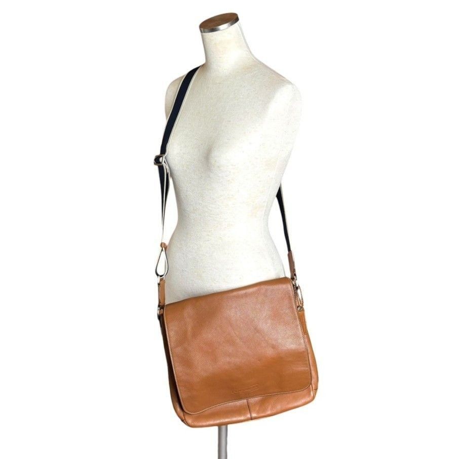 大人の装いを格上げ】 COACH コーチ ヘリテージウェブレザー