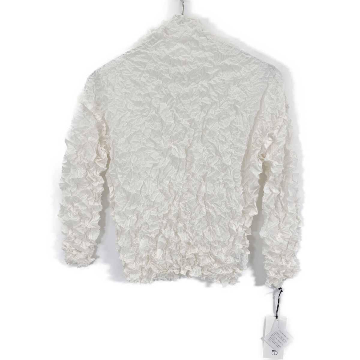 me ミー/イッセイミヤケ トップス — ホワイト レディース me ミー/イッセイミヤケ 23SS MI32FJ402 ﾎﾜｲﾄ ﾒﾚﾝｹﾞﾄｯﾌﾟ F - メルカリ