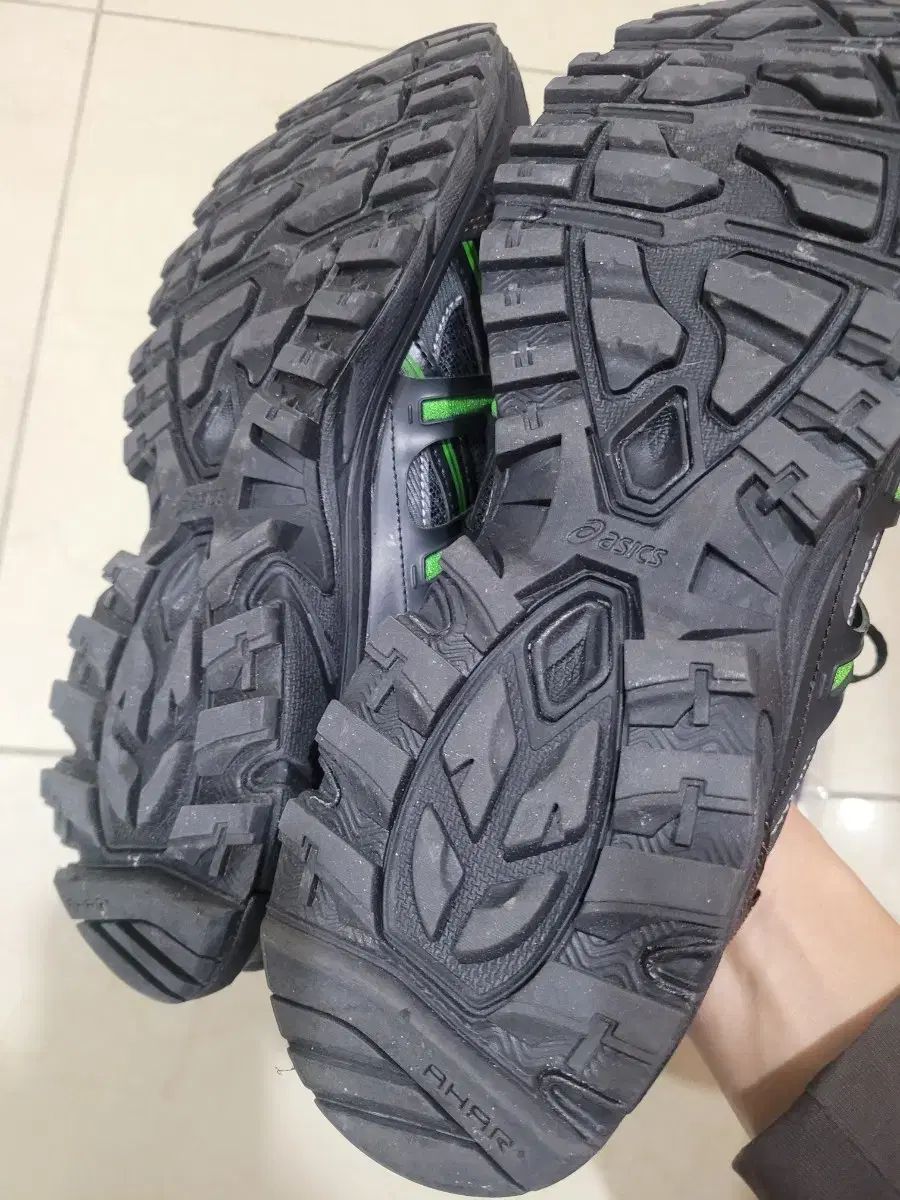 アシックス ゲルソノマ