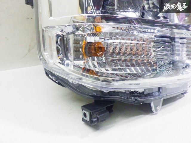 破損無し！】スズキ純正 DA17V エブリィ 後期 ヘッドライト ヘッド