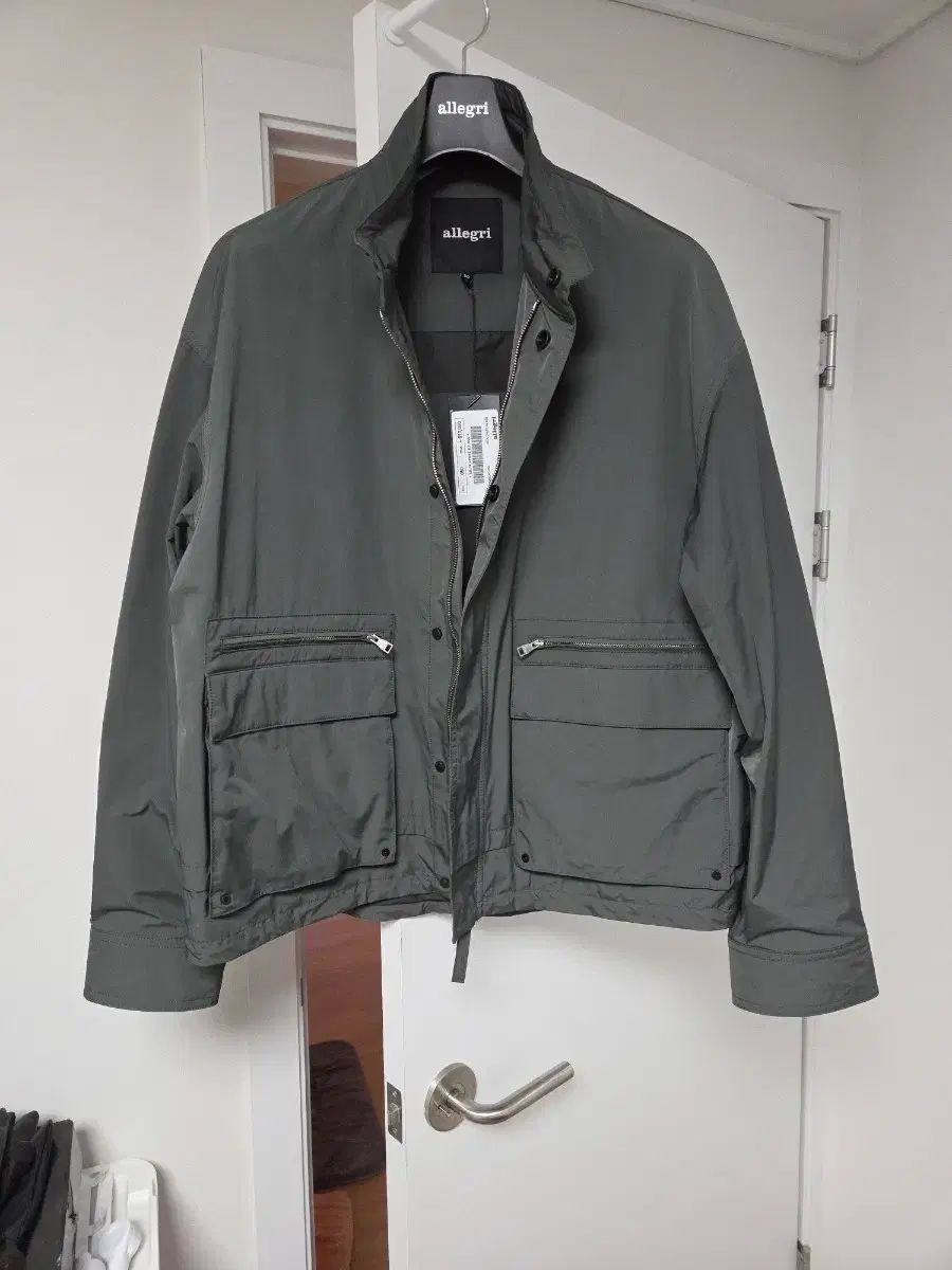 Allegri アレグリ スタンカラ― マウンテンパーカー アウター グレイッシュカーキ 50