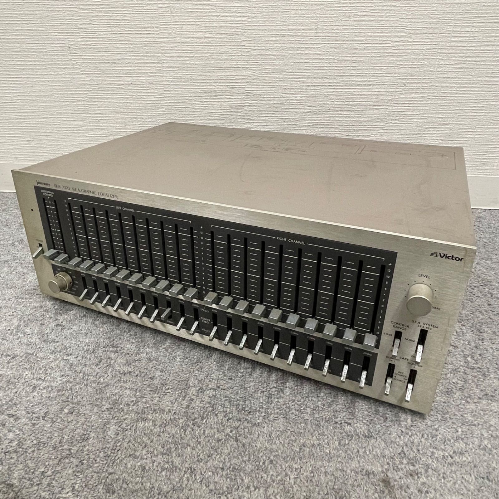 Victor ビデオイフェクターJX-W9（ジャンク品） NPA】ジャンク Victor ビクター グラフィックイコライザー SEA-7070