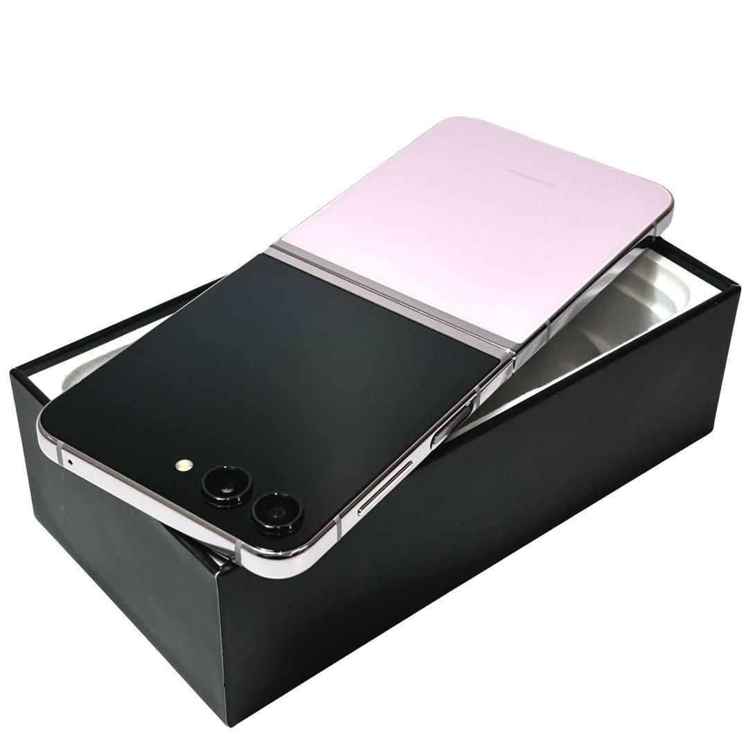 美品】Galaxy Z Flip5 256GB｜SIMフリー ｜SCG23 - メルカリ