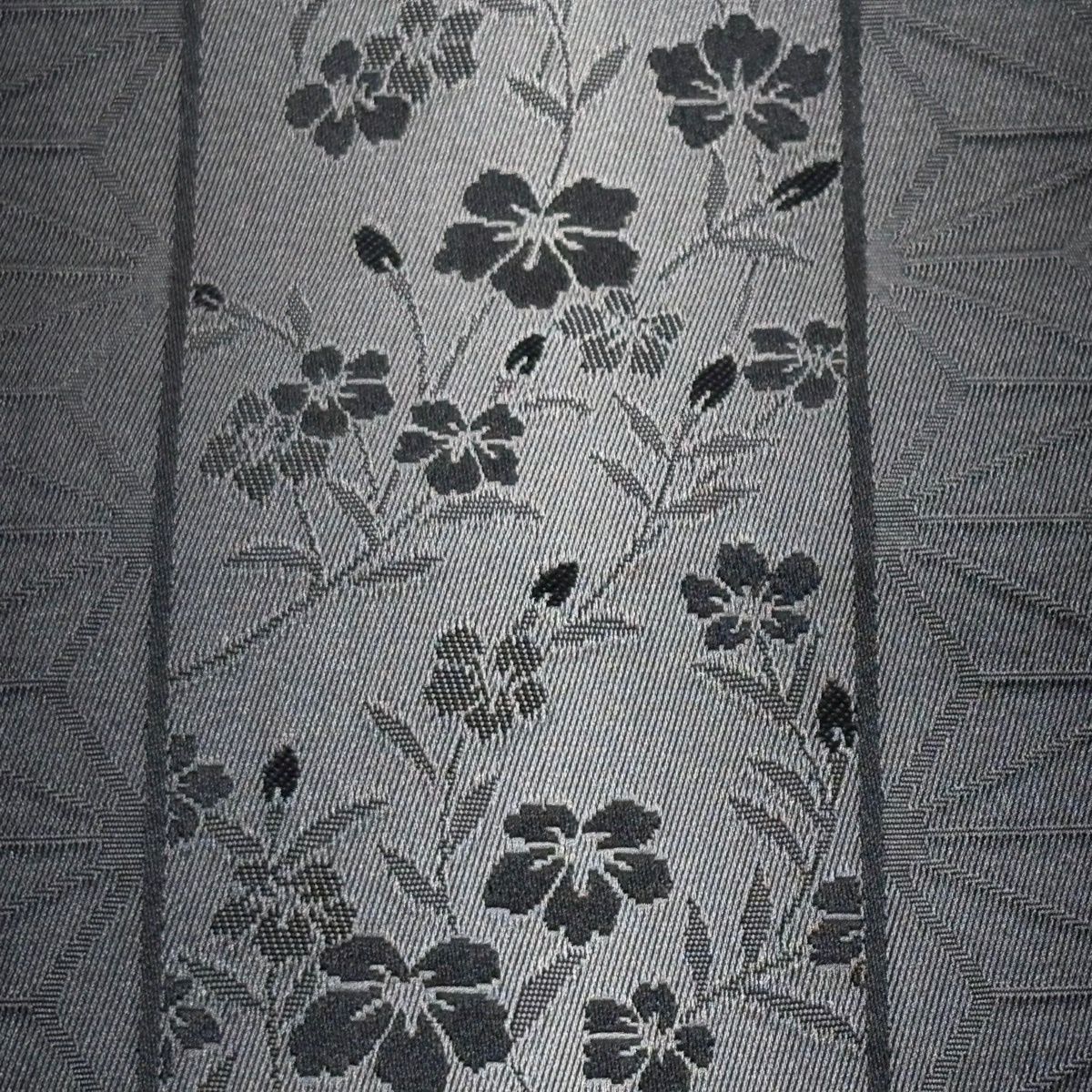 半幅帯 優品 草花 麻の葉 ぼかし 墨色 化繊