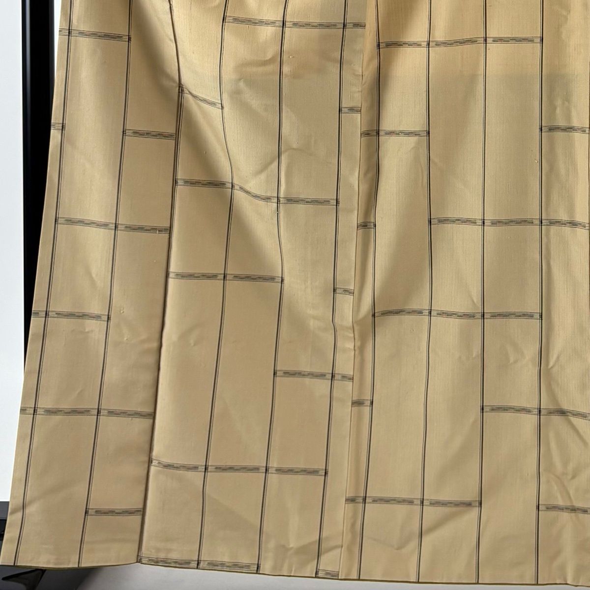 紬 身丈165 cm 裄丈67 M 袷 縞 幾何学模様 ベージュ 正絹 秀品