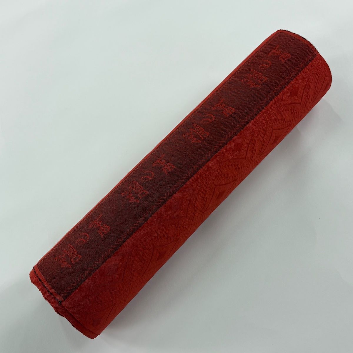 反物 優品 羽尺 羽織 和装コート 地紋 朱色 正絹 【中古】 - メルカリ