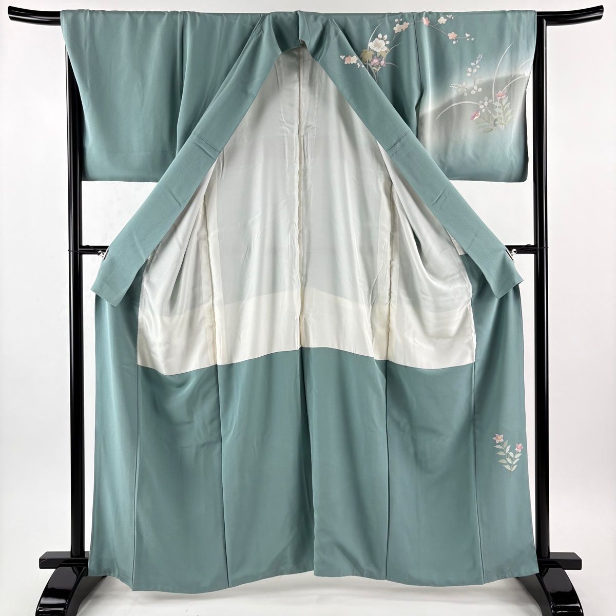  訪問着 身丈162.5 cm 裄丈65.5 M 袷 落款 枝花 萩 金銀彩 染め分け 薄青緑 正絹 秀品 一つ紋 訪問着 付け下げ 着物