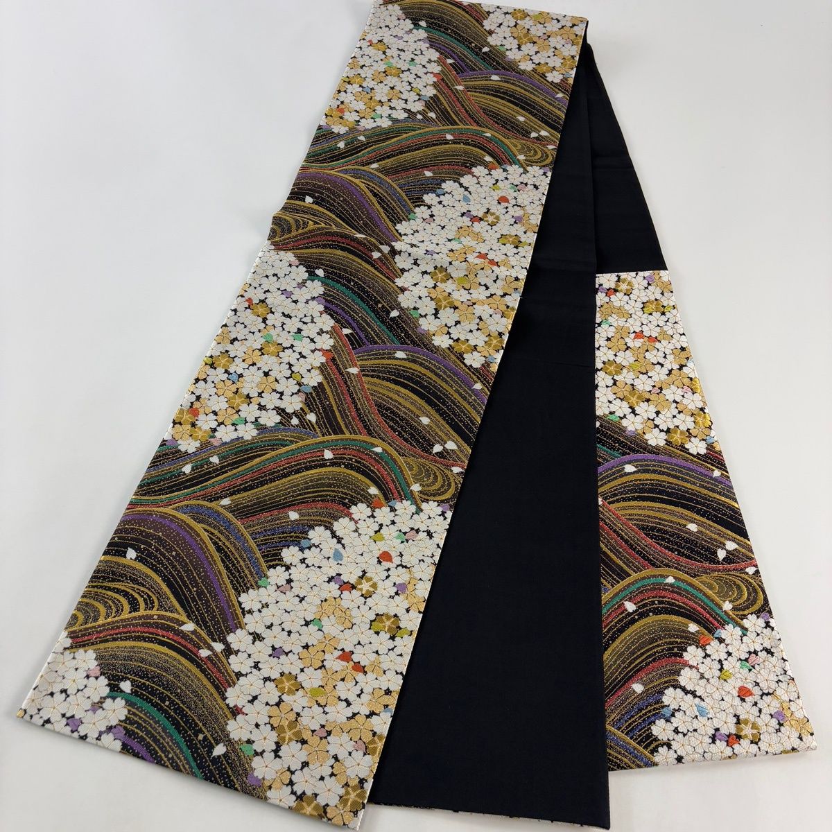 美品】 袋帯 秀品 振袖向き 鈴乃屋 桜花流水紋 箔 金糸 焦茶色 六通