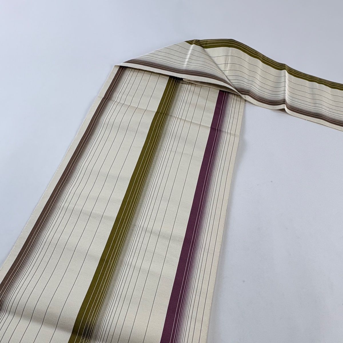 美品】 名古屋帯 秀品 証紙 博多織 紬地 今昔間道 縞 クリーム 正絹