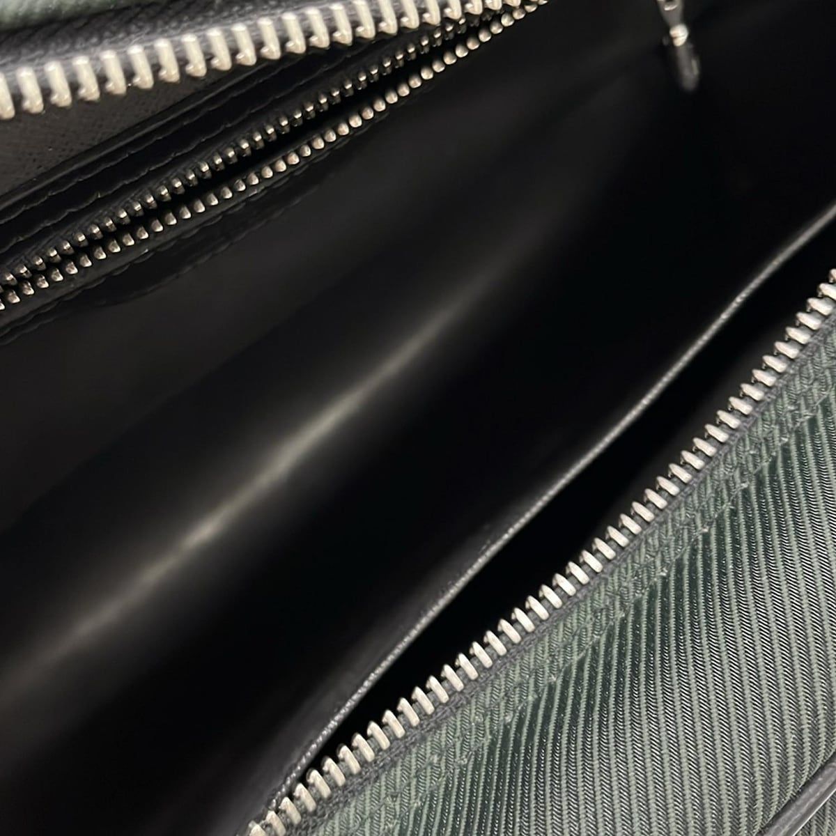 LOUIS VUITTON(ルイヴィトン) セカンドバッグ タイガ パラナ M30754