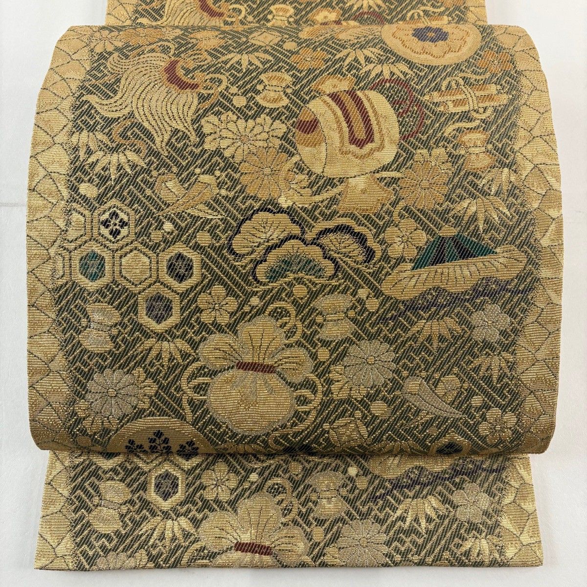 美品】 袋帯 名品 落款 宝尽くし 松竹梅 輪奈織 金糸 金色 六通 正絹