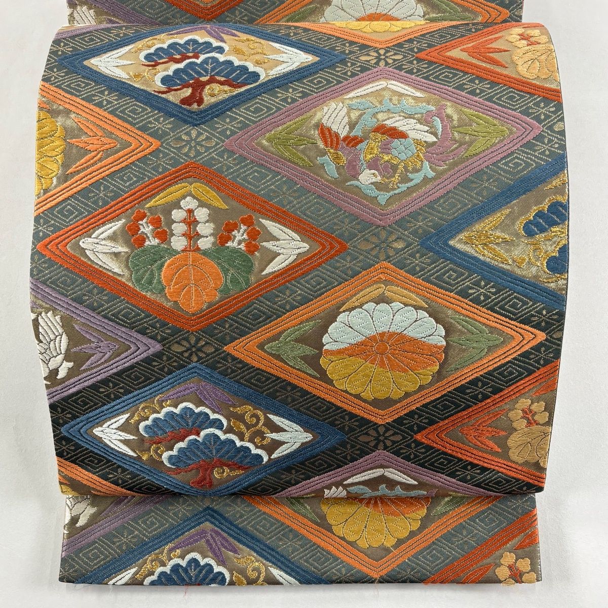 袋帯 名品 菱 菊 箔 唐織 青緑 六通 正絹 【中古】 - メルカリ