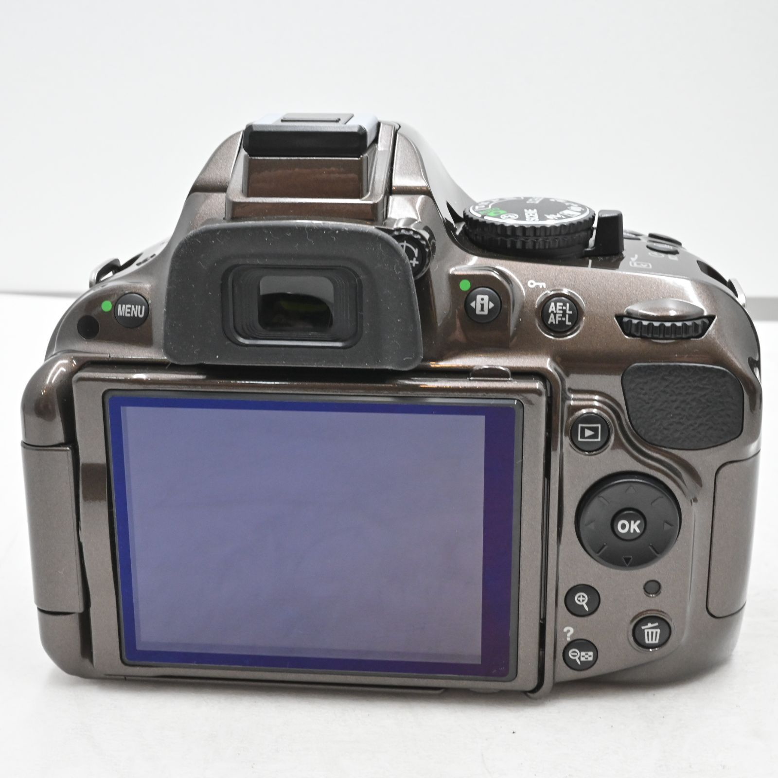 シャッター回数『1091』Nikon D5200 ダブルズームキット ブロンズ