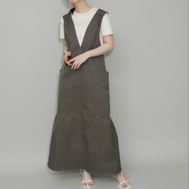 アダムエロペ バックコンシャスワンピース