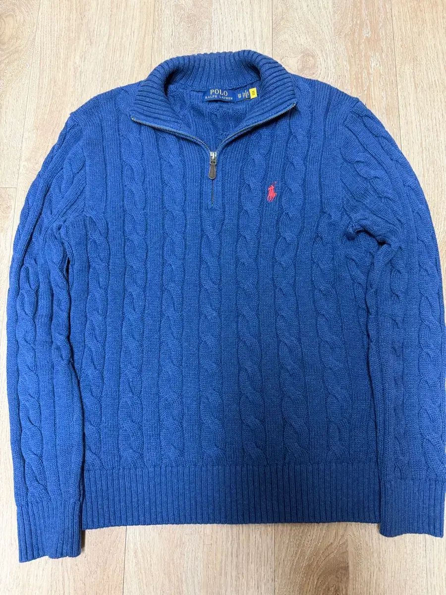 ポロ ハーフジップ ケーブルニット
