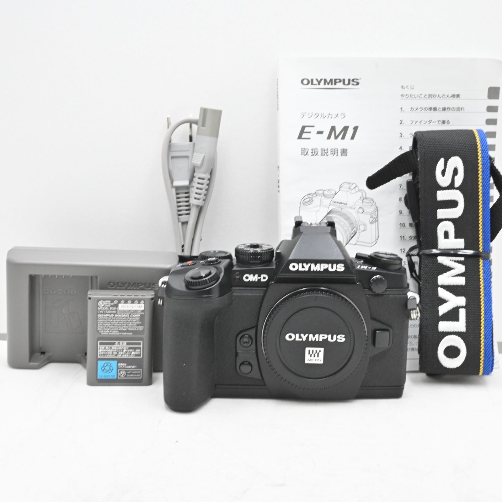 ショット数 511 OLYMPUS ミラーレス一眼 OM-D E-M 1ボディ ブラック