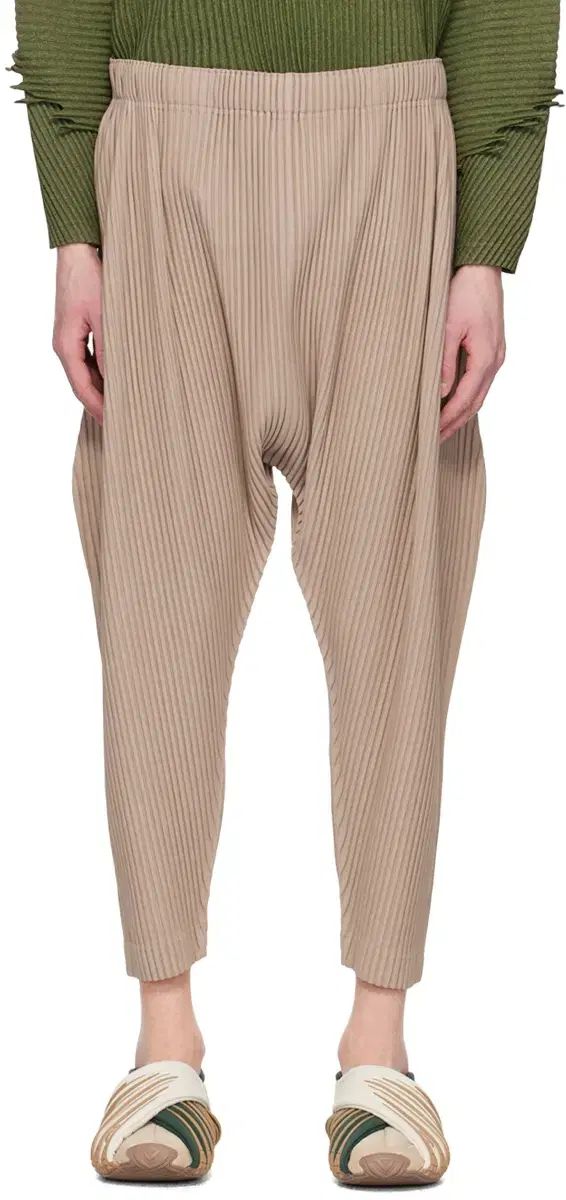 PLISSÉ イッセイミヤケ