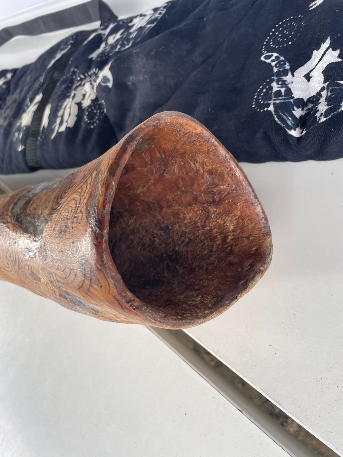 世界最古の金管楽器 ディジュリドゥ 01d25 - メルカリ