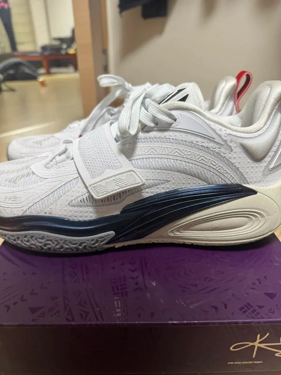 アンタ カイ1 280 カイリー アービング シグネチャー