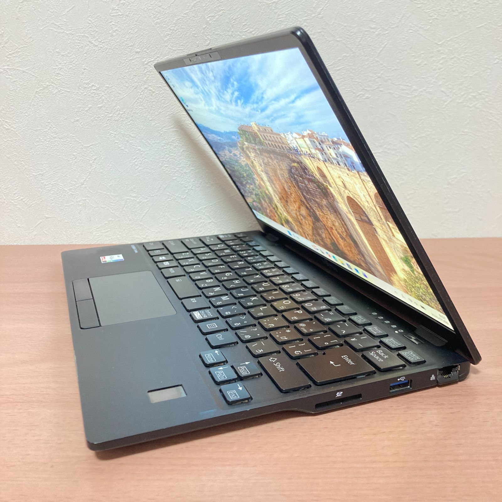 動作良品 富士通 LIFEBOOK U9311/F 第11世代 Core i7-1185G7/RAM16GB