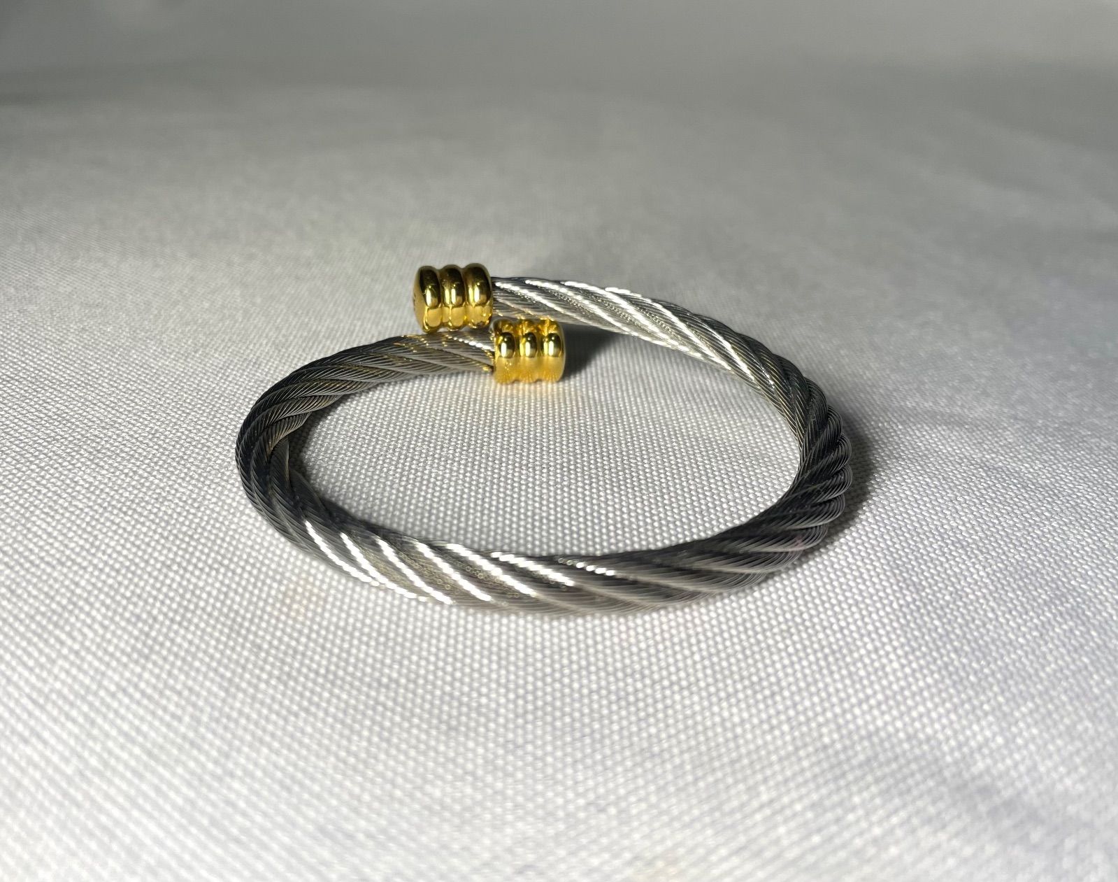 PHILIPPE CHARRIOL ワイヤーブレスレット美品 PHILIPPE CHARRIOL シャリオール ワイヤー ブレスレット 美品