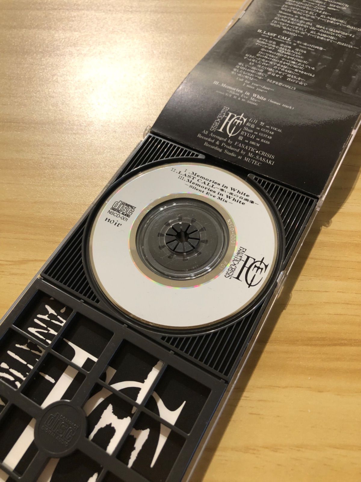 中古][CD] FANATIC◇CRISIS/Memories in White初回盤 (アクリルケース