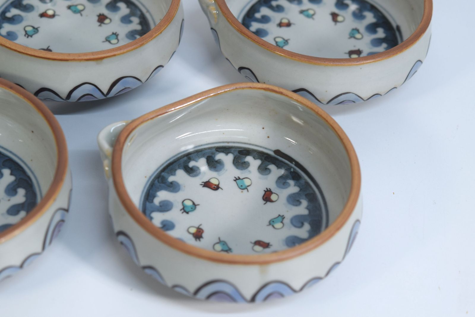 五代 佐藤走波 六十四才 染錦波千鳥文 片口 5客組