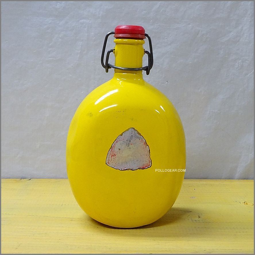 1970年代 グランテトラ 1.0 L 旧丸型 LE GRAND TETRAS シルバーラベル 黄色 VINTAGE ウォーターボトル イエロー