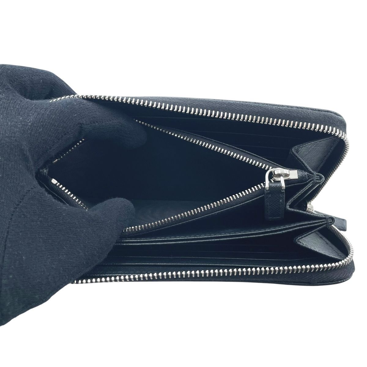 中古】PRADA プラダ サフィアーノトライアングル ジップアラウンド財布