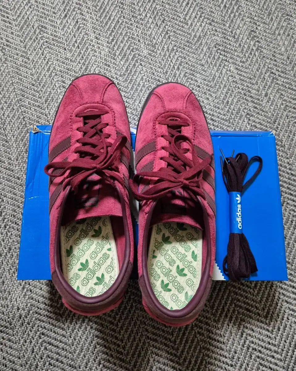  アディダス タバコ グルーエン バーガンディ 275 スニーカー 靴