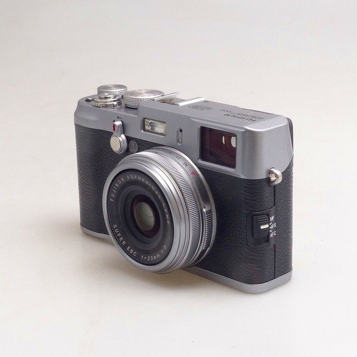 フジフイルム FinePix X 100