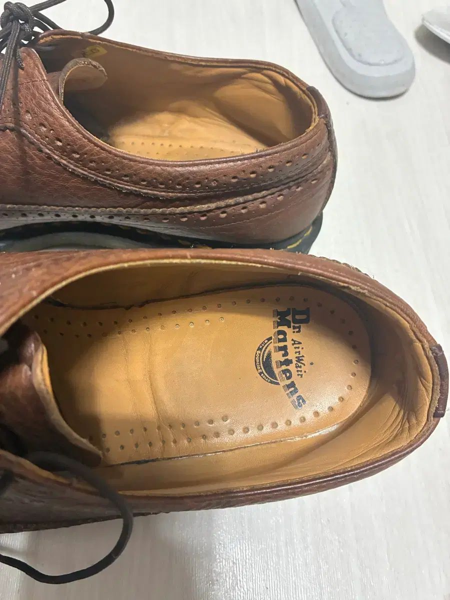 Uk 9 280 DR. MARTENS ドクターマーチン 3989 ブラウン ウイングチップ ローファー