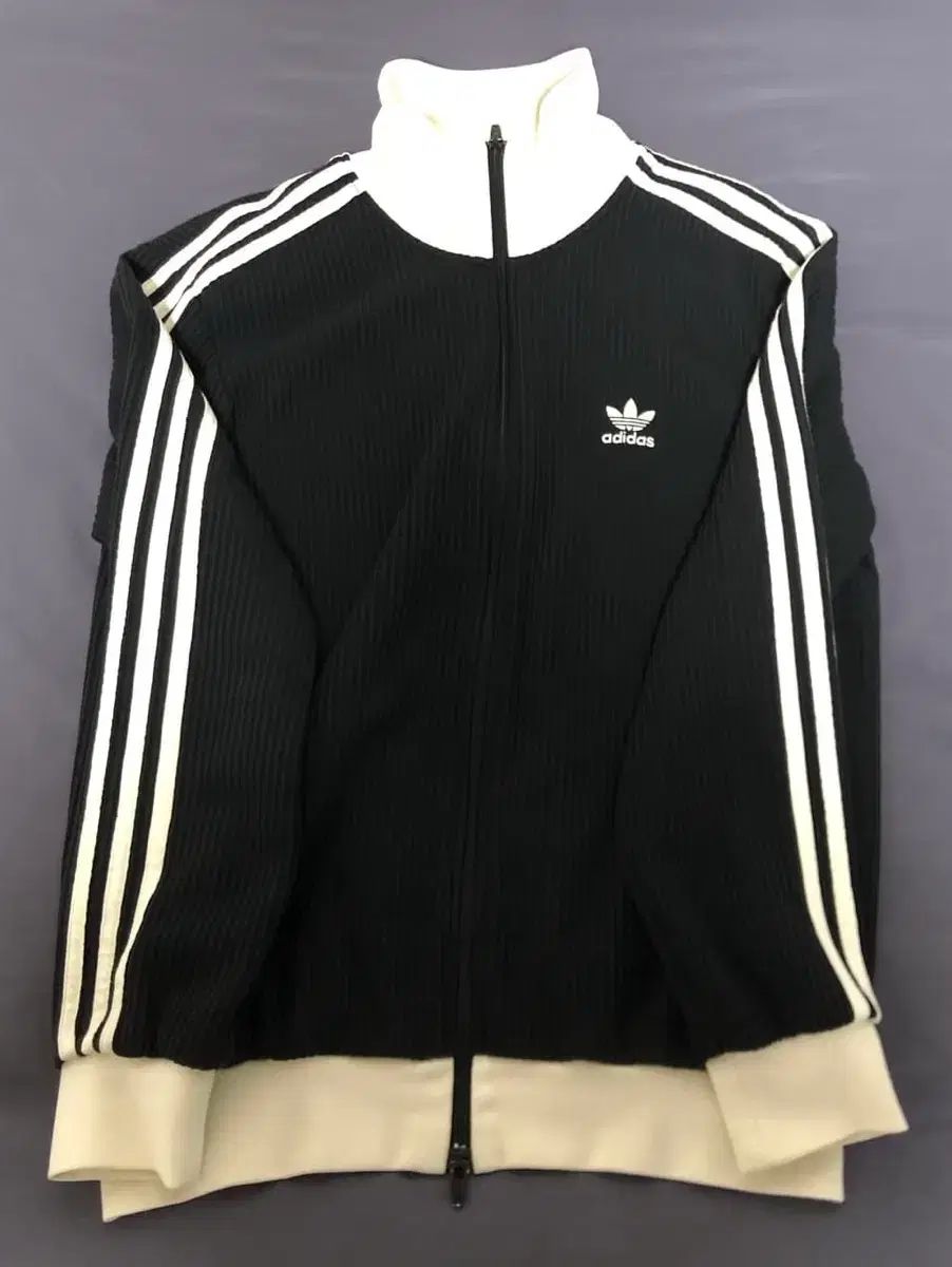アディダス ワッフル ブラック トラックジャージ