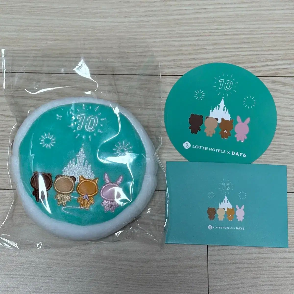 DAY6（デイシックス） ロッテワールド LOTTEWORLD 10周年 ポーチ DAY6