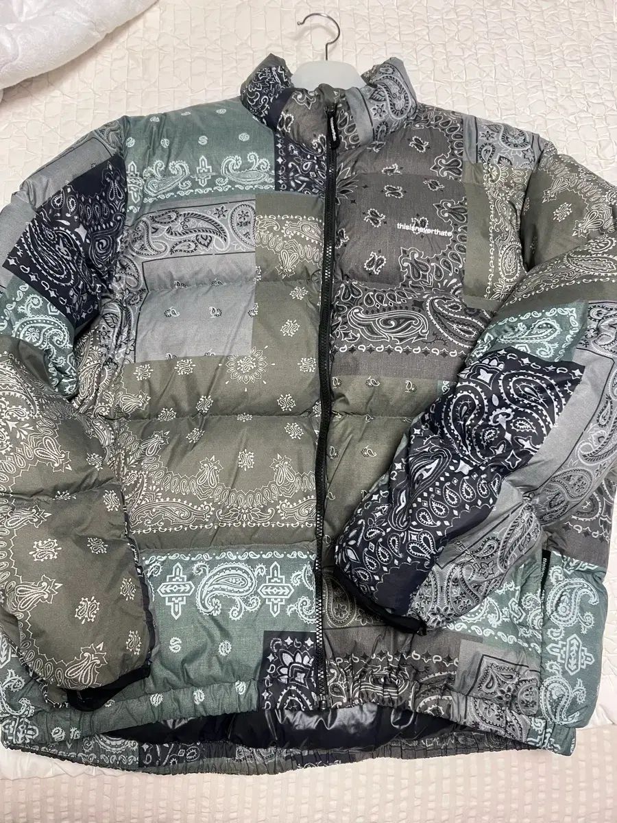 thisisneverthat ダウン ベイズリー パータン XL