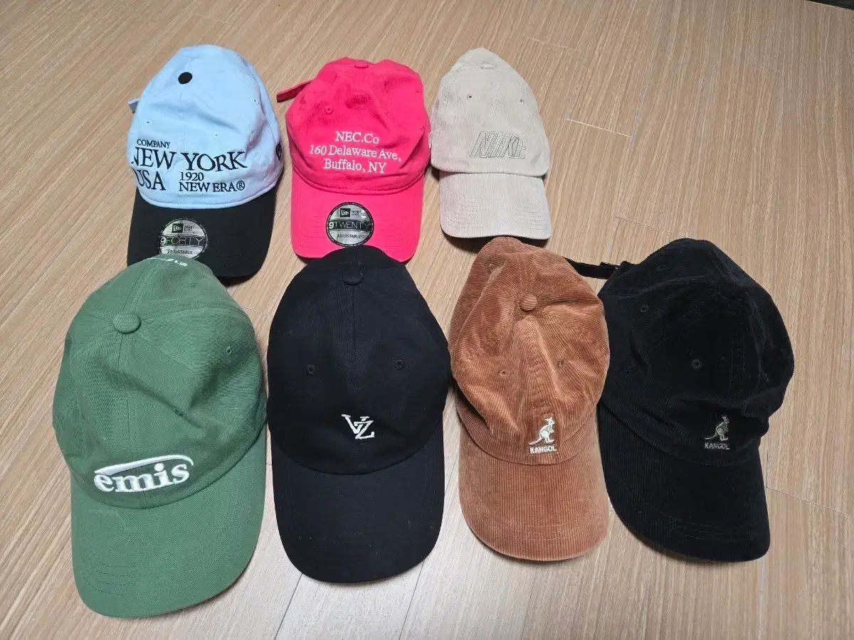 帽子 まとめ売り ニューエラ NIKE カンゴール VARZAR EMIS