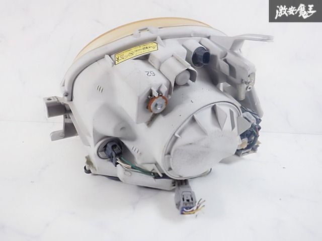 シエンタ　NCP81G　NCP85G　前期　HID ヘッドライト右 シエンタ(車) シエンタ NCP81G 右ヘッドランプASSY HIDタイプ【個人宅