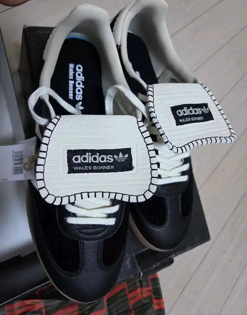 265| アディダス サンバ ウェールズ ボナー ブラック