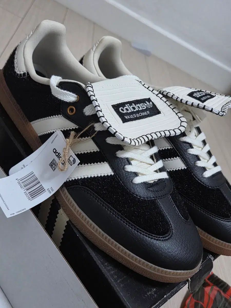  265| アディダス サンバ ウェールズ ボナー ブラック スニーカー 靴