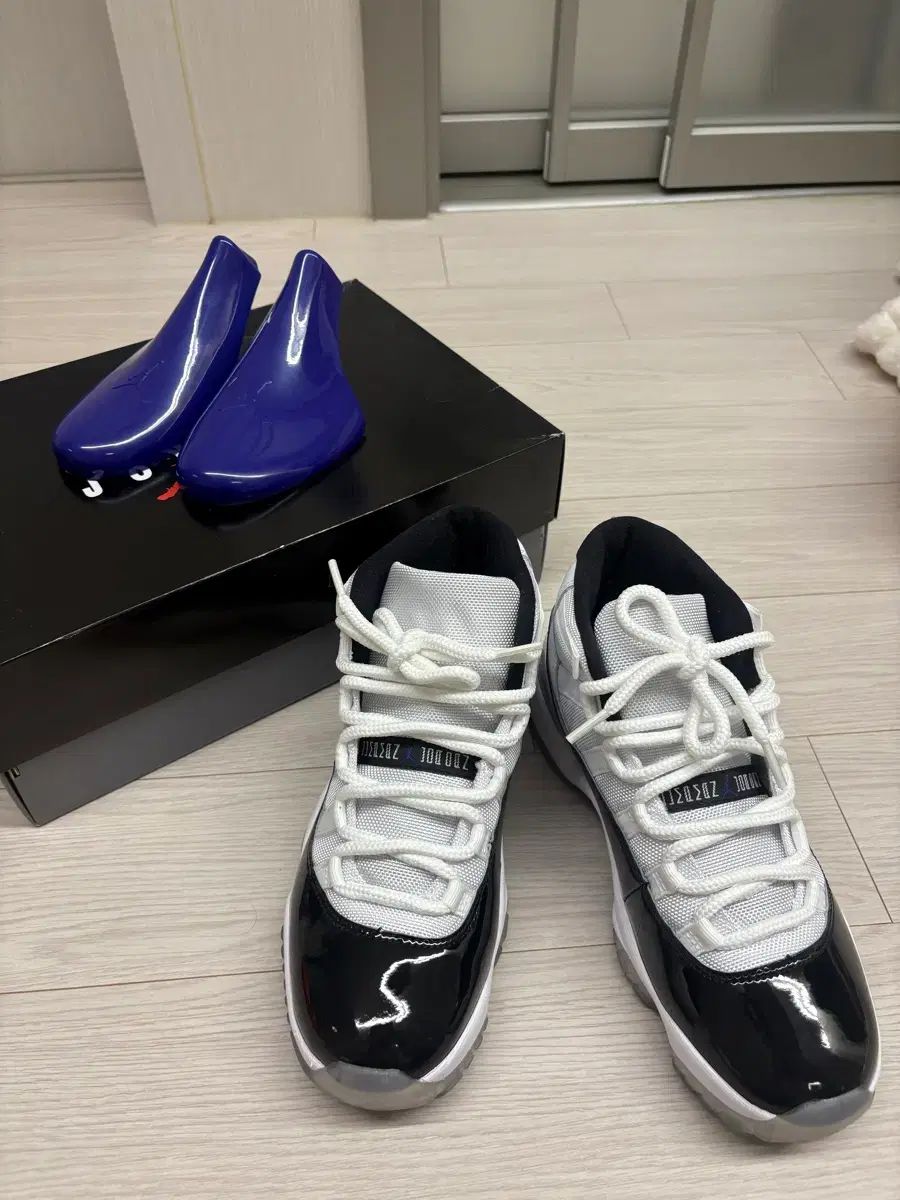  ジョーダン〇〇ってやつ 彼氏のものをこっそり してるんです 笑 スニーカー 靴