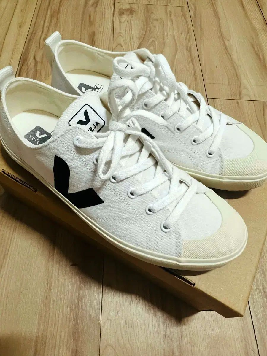  VEJA ノヴァ カンバス スニーカー | 270 スニーカー 靴