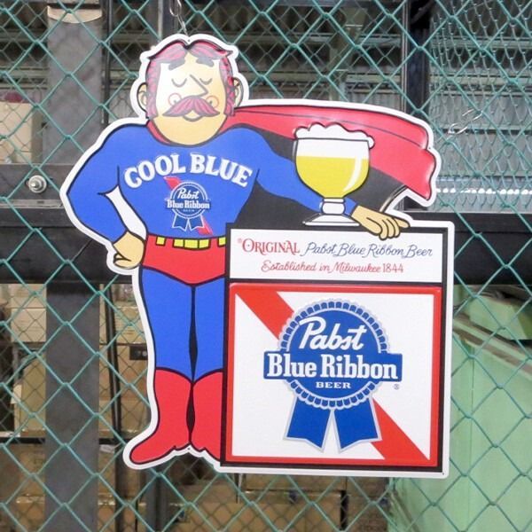 BIG ダイカット エンボス メタルサイン Pabst Man Cool Bule パブスト ブリキ看板 アメリカン雑貨