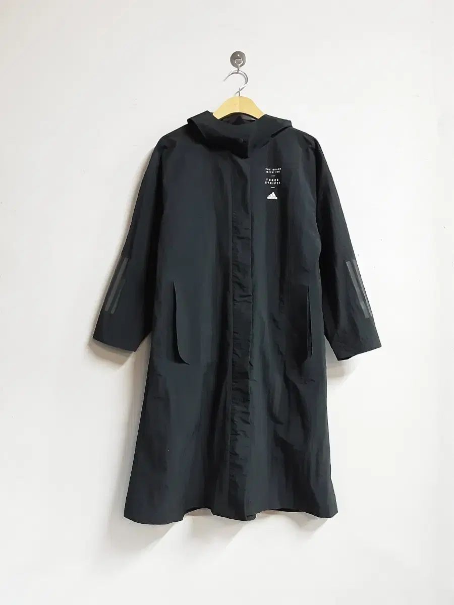 アディダス ブラック フード ロング ジャケット XS|M