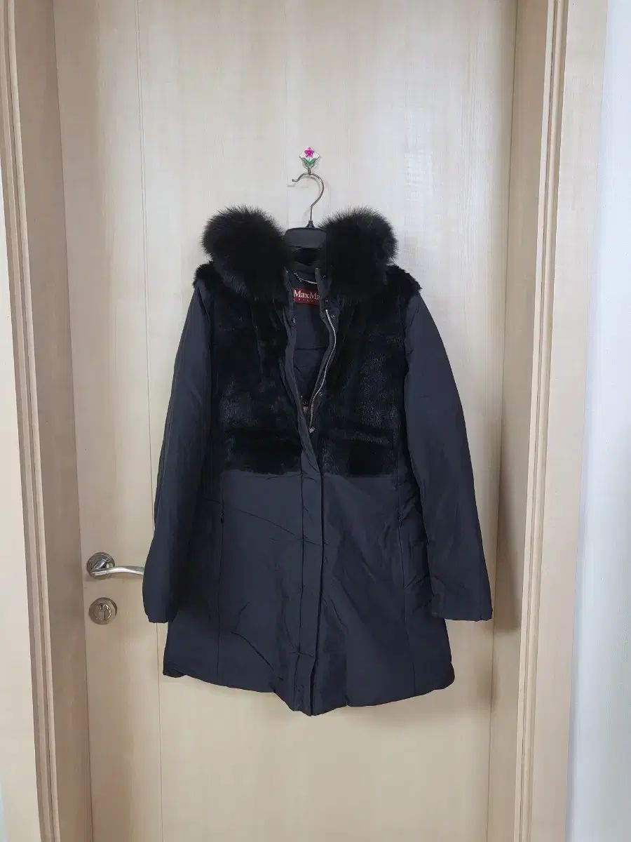 MAX MARA マックスマーラ ブラック ファー フード ダウン コート 90 95