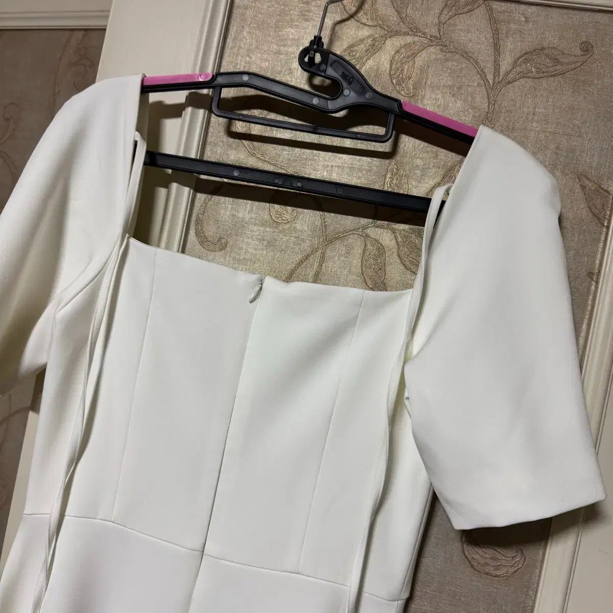  ベールズ エナ スクエアネック Starship Square スタシ 1回着用 その他 ワンピース