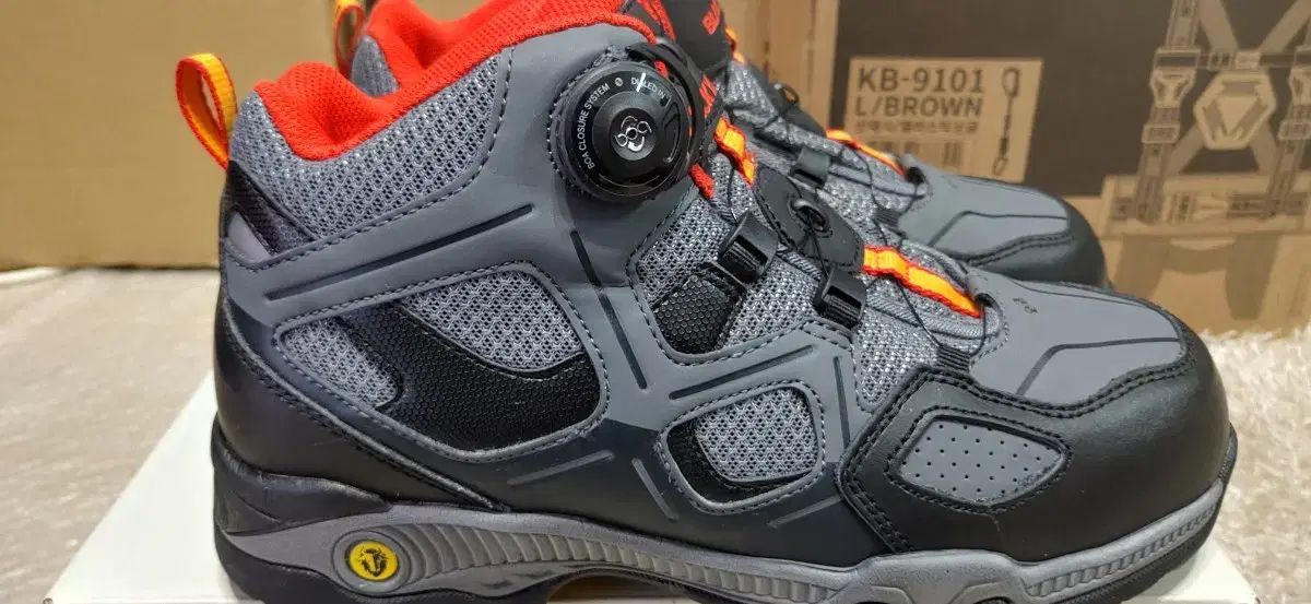 ダイアル 安全靴