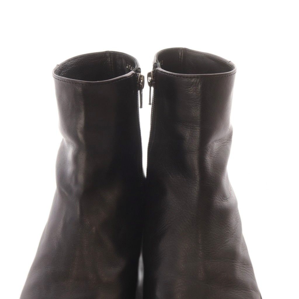 新品同様！マーガレットハウエルの黒いレザーショートブーツ ジッパー付き マーガレットハウエル アイデア サイドジップ レザーショートブーツ